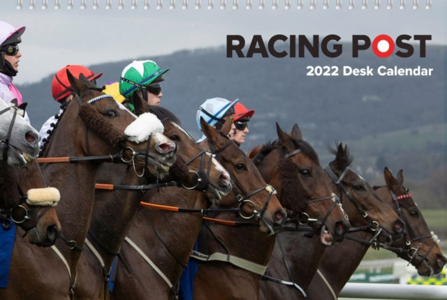 Racing Post Desk Calendar 2022-9781839500831